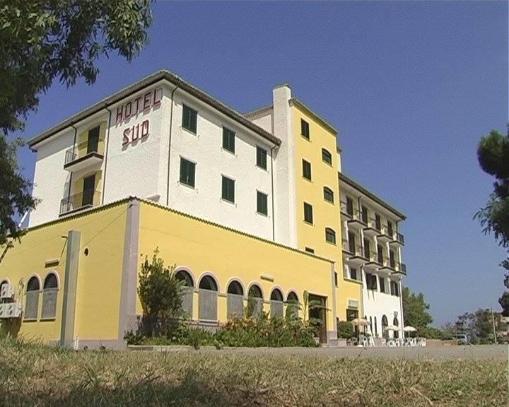 Hotel Sud Marina di Fuscaldo エクステリア 写真